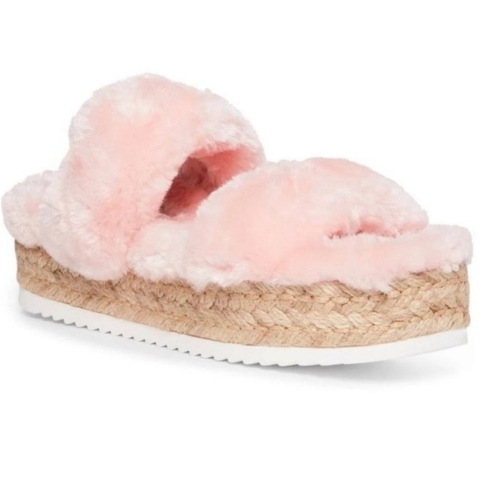 Steve Madden Kantana Blush Pink Fuzzy Fur Platform Slippers Excellent Condition